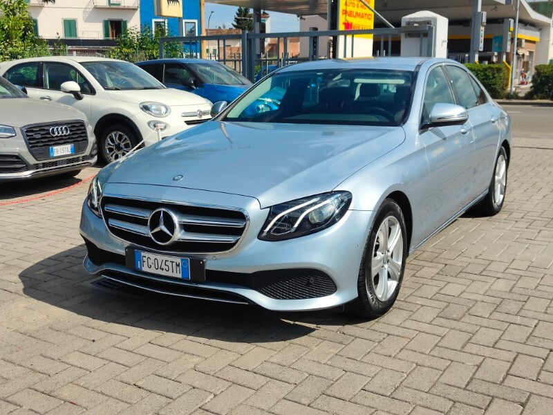 Foto MERCEDES Classe E   (W/S213)