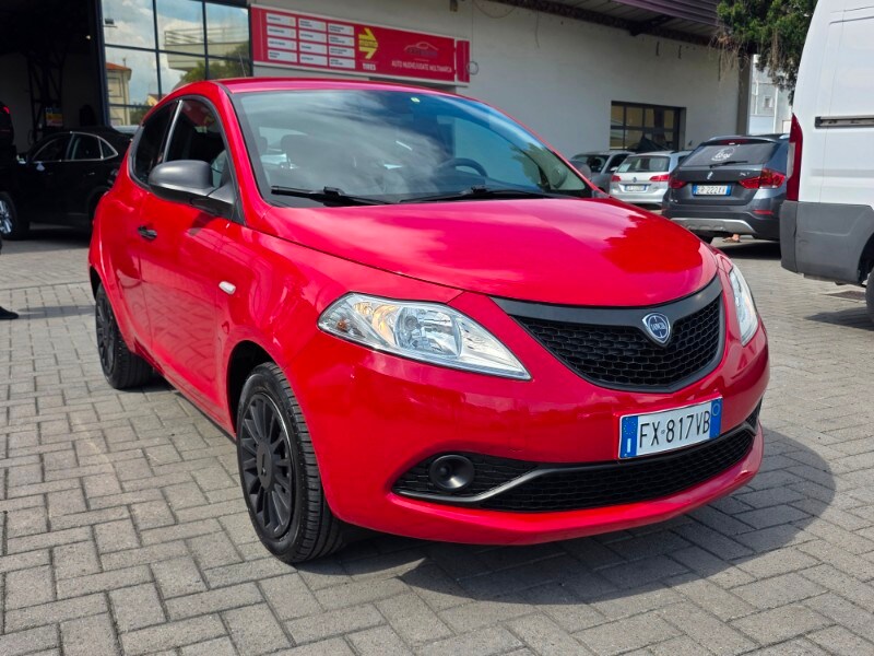 Foto LANCIA Ypsilon 3ª serie